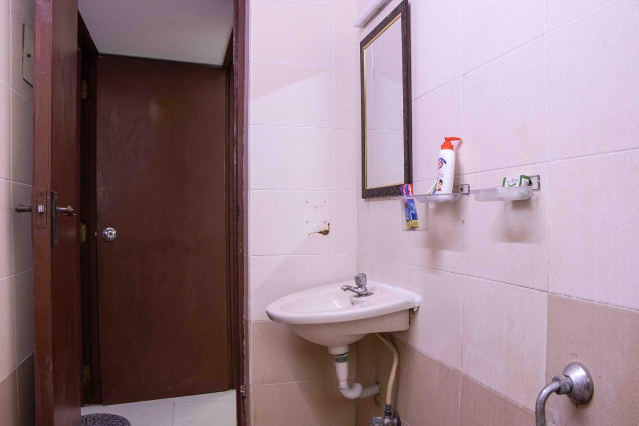 Greams Road Near - Apollo - Fusion Serviced * Chennai